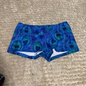 Peacock feather Fleo